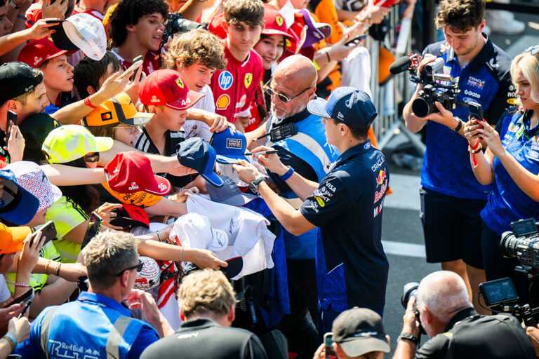 Formula 1: Εκτός GP Ολλανδίας ο Χατζάρ – Στη Red Bull ο Λόουσον, επιστρέφει ο Τσουνόντα