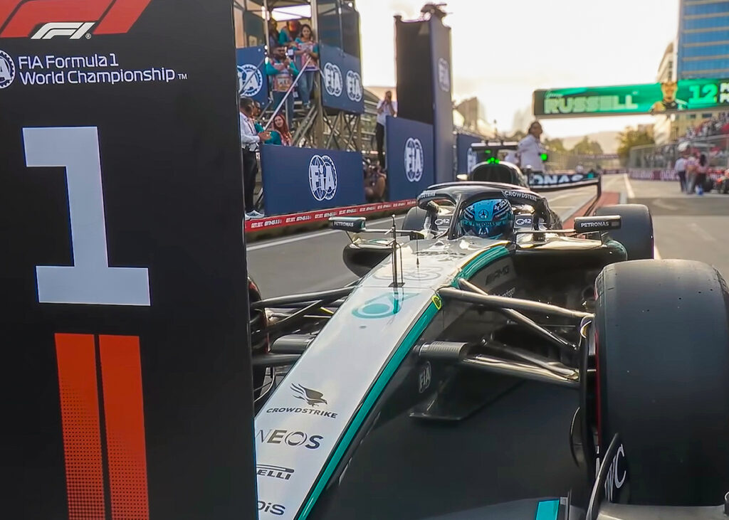 Formula 1: Ο Russell άντεξε στον γύρο του Verstappen και πήρε τη νίκη στο Μπακού
