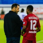 Ατρόμητος - ΑΕΛ 1-1: Ισοπαλία με δέκα παίκτες οι βυσσινί