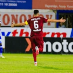 Ατρόμητος - ΑΕΛ 1-1: Ισοπαλία με δέκα παίκτες οι βυσσινί