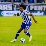 Ατρόμητος - ΑΕΛ 1-1: Ισοπαλία με δέκα παίκτες οι βυσσινί